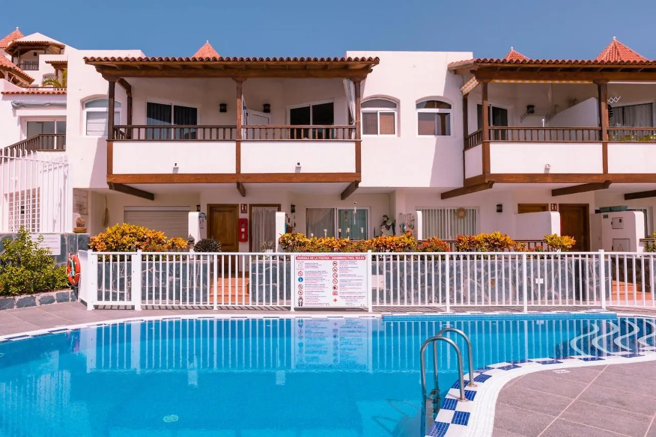 Apartamento con piscina a 50M del mar en La Caleta Costa Adeje  Costa Adeje (Tenerife)