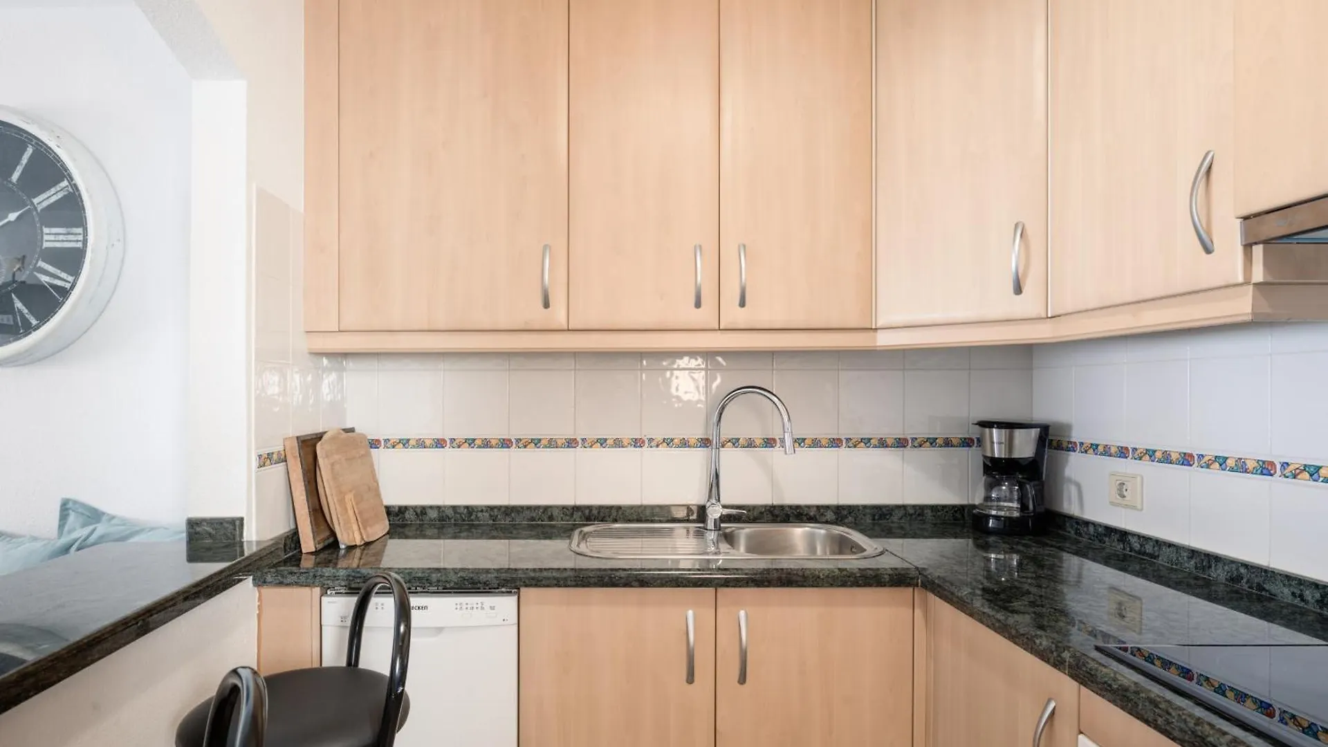 اتصالات Homeforguest Apartamento Con Piscina A 50M Del Mar En La Caleta 