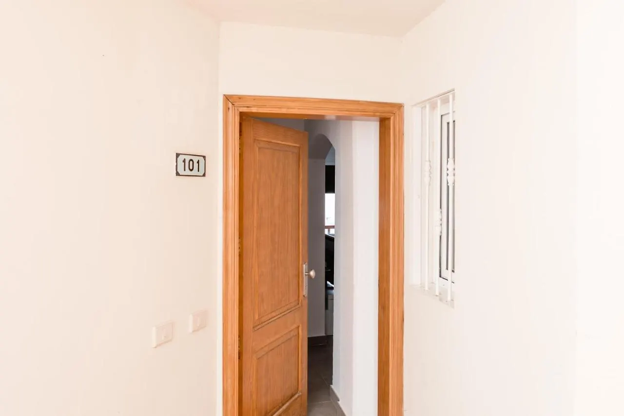 شقة Homeforguest Apartamento Con Piscina A 50M Del Mar En La Caleta أذيخي إسبانيا